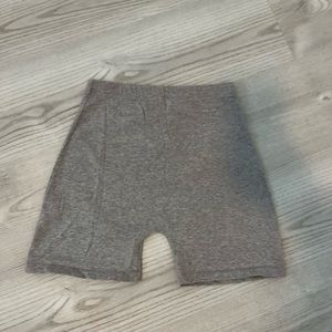 grey brandy melville biker shorts